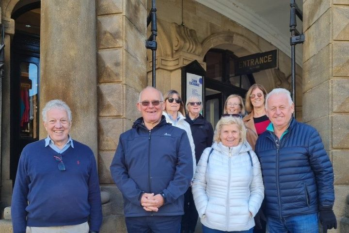 Edward Youde et al. posing for the camera